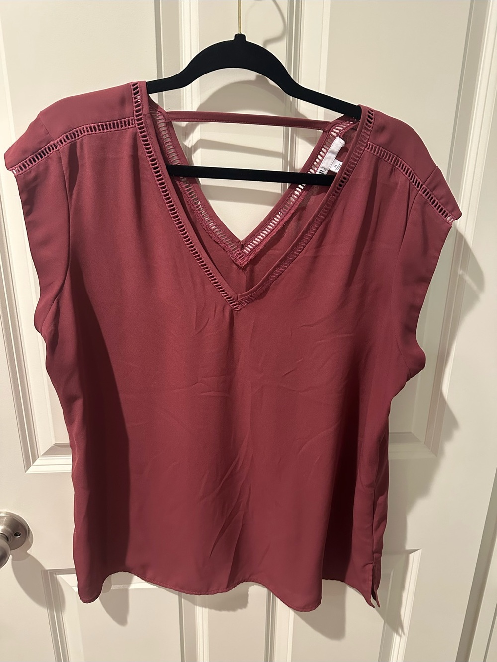 DR2 V-Neck Cap Sleeve Blouse in Dusty Rose